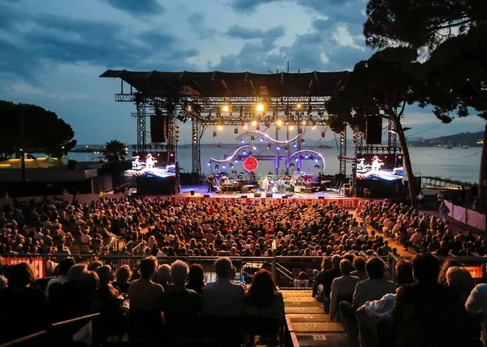 Magnifique Centre 昂蒂布